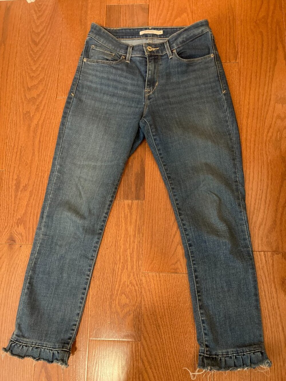 Levi's skinny ruffle hem jeans